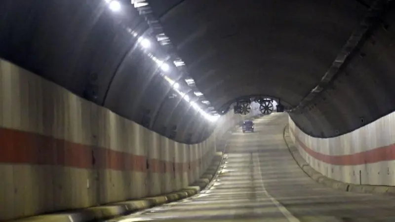 tunnel